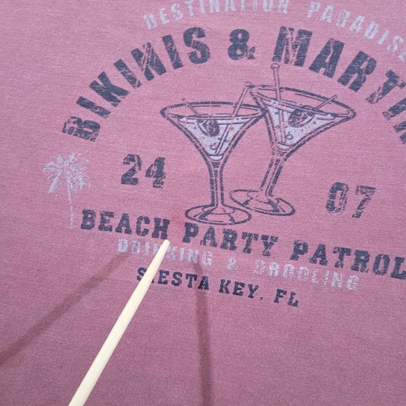 VTG Bikinis & Martinis Shirt Mens Large Pink Solid Crew Neck Logo Casual Tee USA - Picture 8 of 12